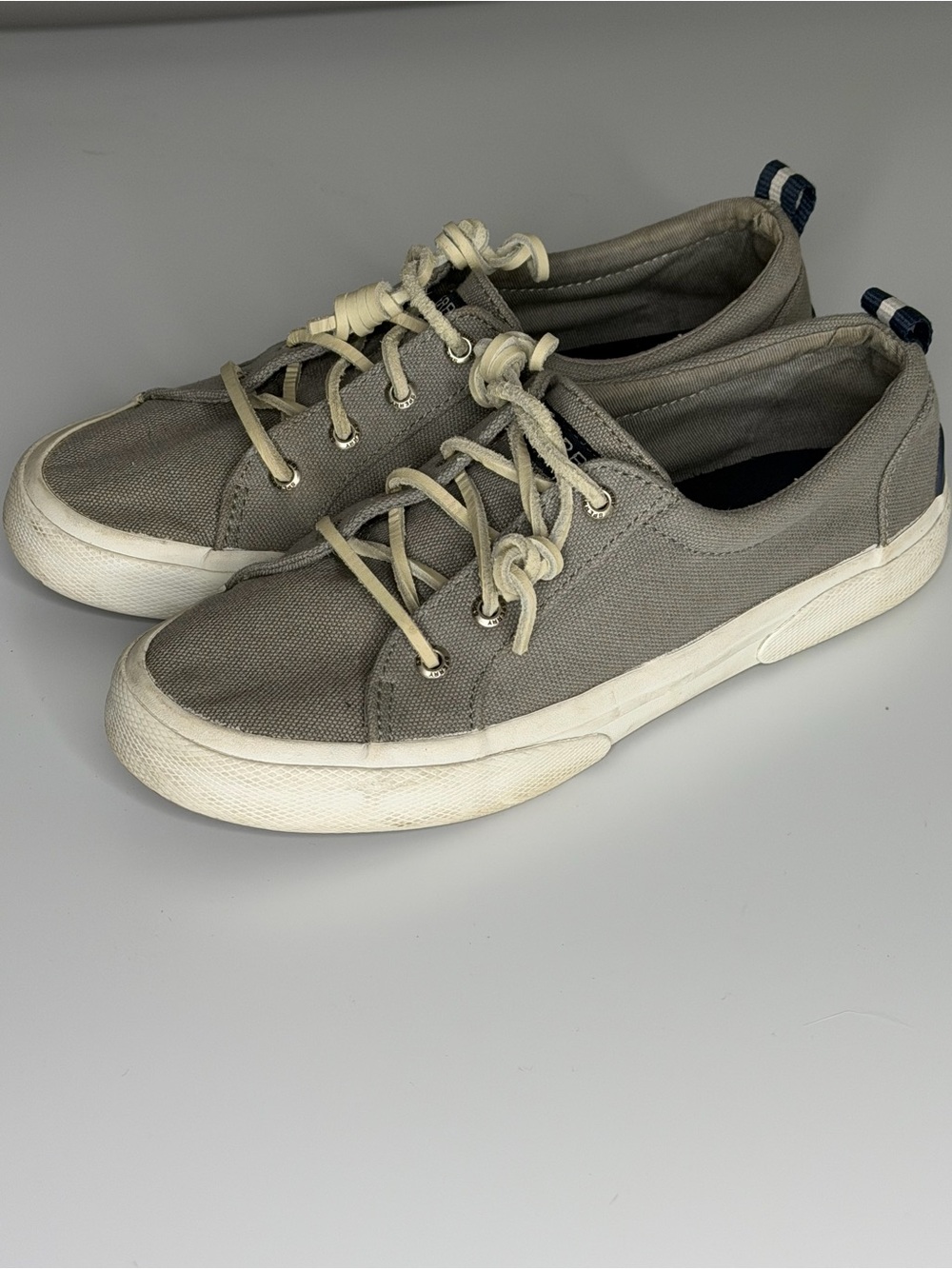 Sperry Top-Sider STS85103 Gray/White Canvas Memory Foam Lace-Up Low Top 6.5